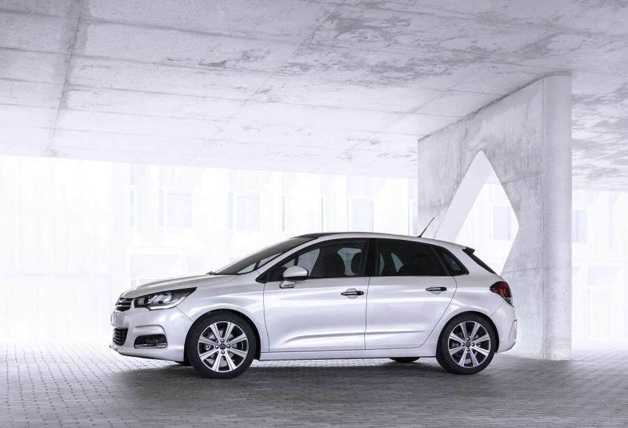  Citroen C4 2015 года  (фото 5 из 30)